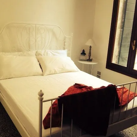 Guest house La Fenice Venice